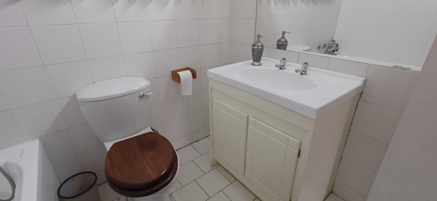 To Let 3 Bedroom Property for Rent in Eureka Free State